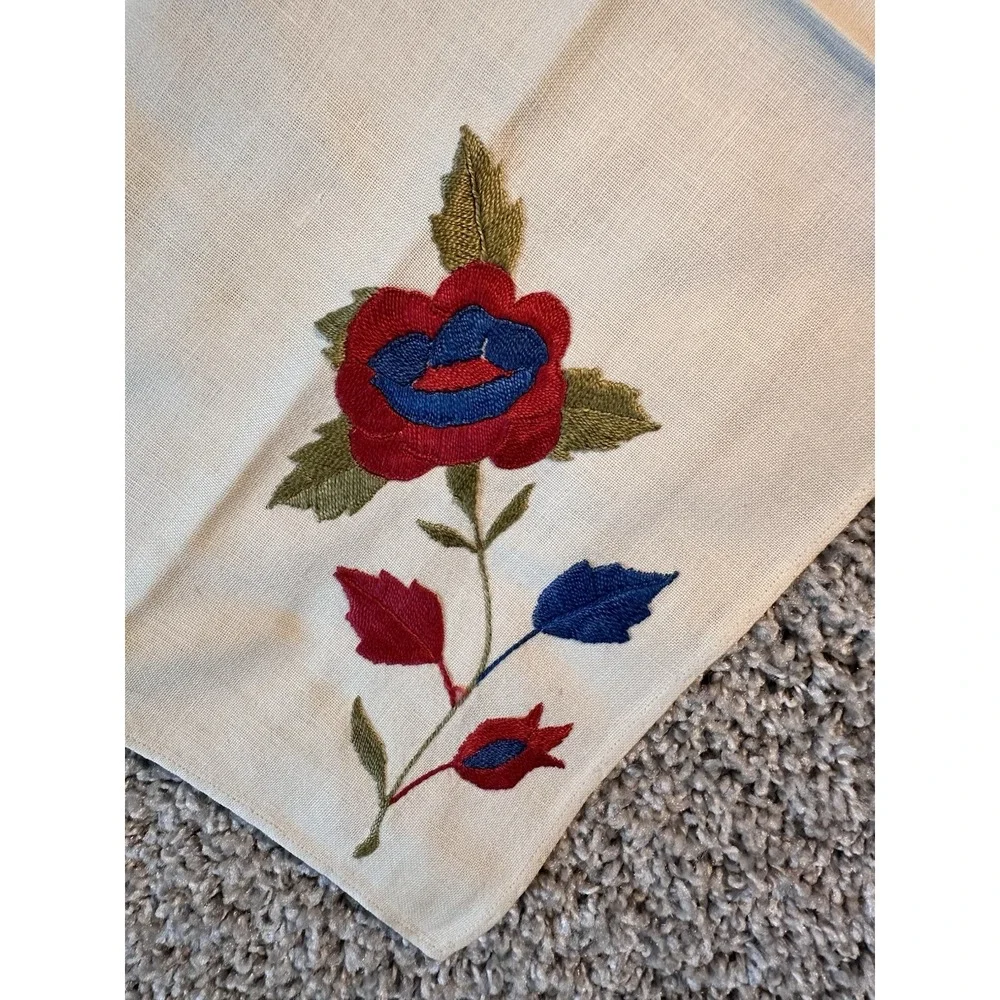 Vintage hand embroidered napkin With  Red Flowers‎ Beautiful